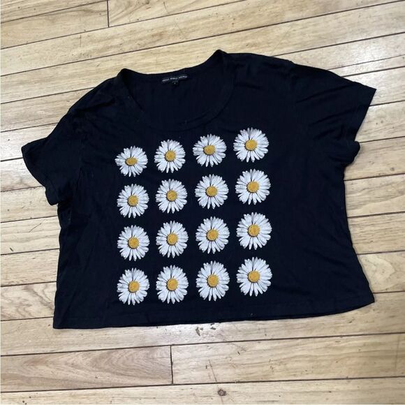TRULY MADLY DEEPLY Womens L Crop Tee Daisy Black Nature Classic Boho Basic L - Picture 2 of 16